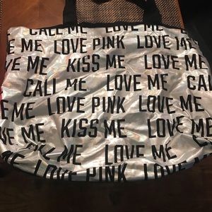 VS TOTE